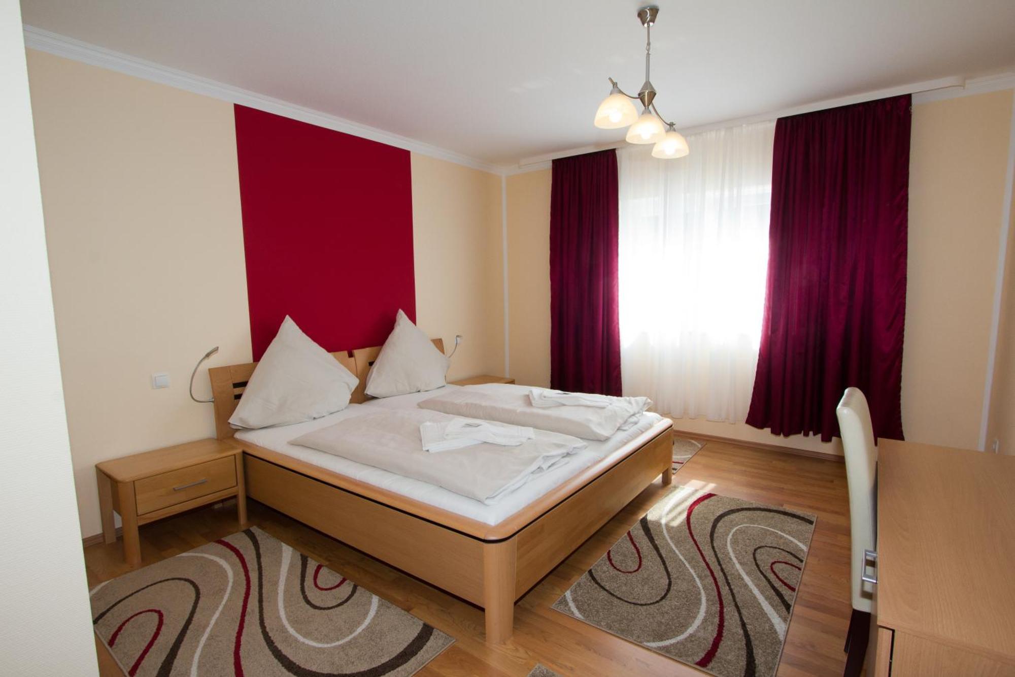 Hotel Rhein-Mosel-View Urbar  Kültér fotó