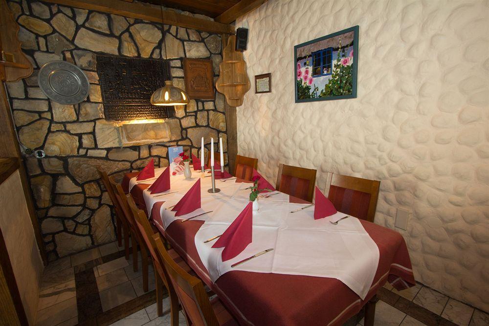 Hotel Rhein-Mosel-View Urbar  Kültér fotó