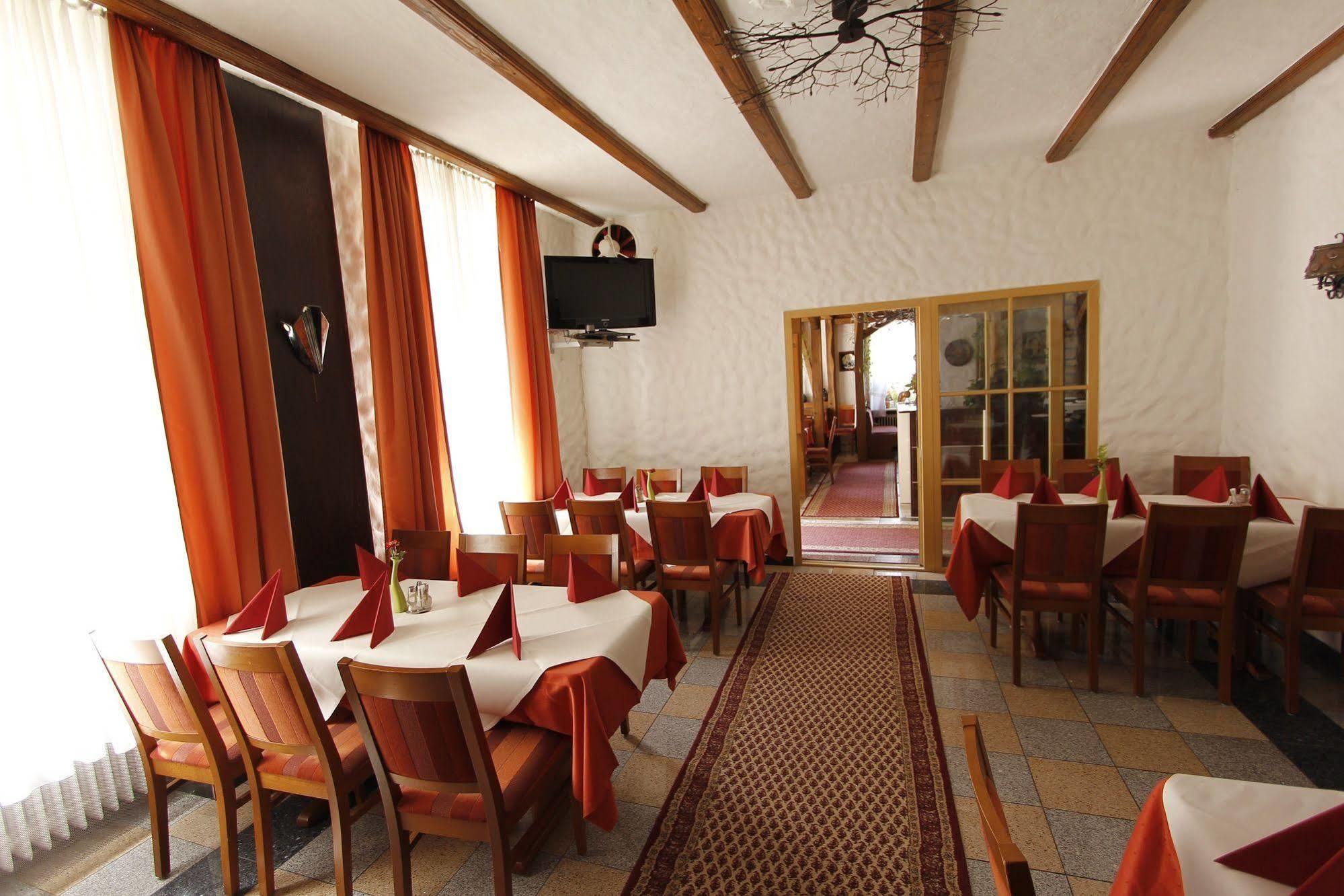 Hotel Rhein-Mosel-View Urbar  Kültér fotó
